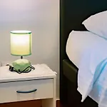 Palm Tree Paradise Apartment